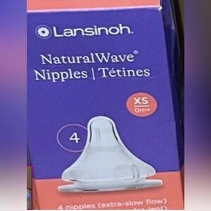 Lansinoh NaturalWave Nipples in Purple and Orange